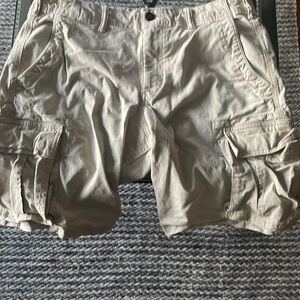 Size 32 GAP Cargo Shorts